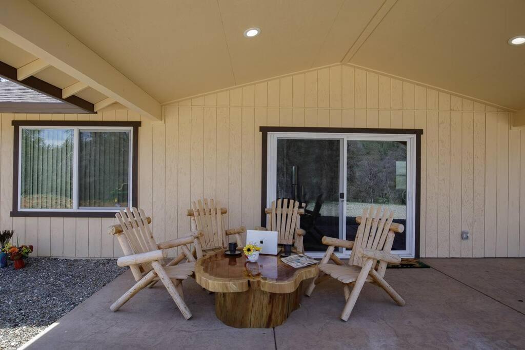 Cozy Cub Cabin, Brand New Home Near Yosemite 마리포사 외부 사진