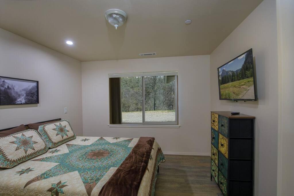 Cozy Cub Cabin, Brand New Home Near Yosemite 마리포사 외부 사진