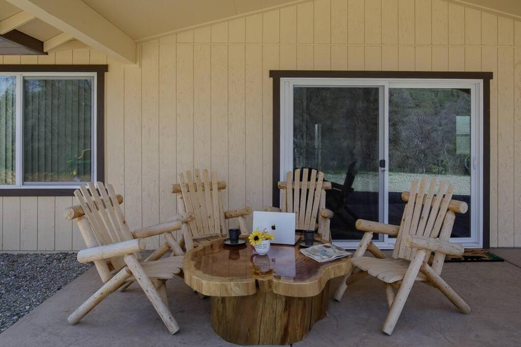 Cozy Cub Cabin, Brand New Home Near Yosemite 마리포사 외부 사진